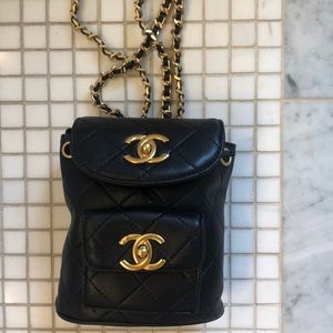 Vintage micro mini Duma backpack from the 90’s